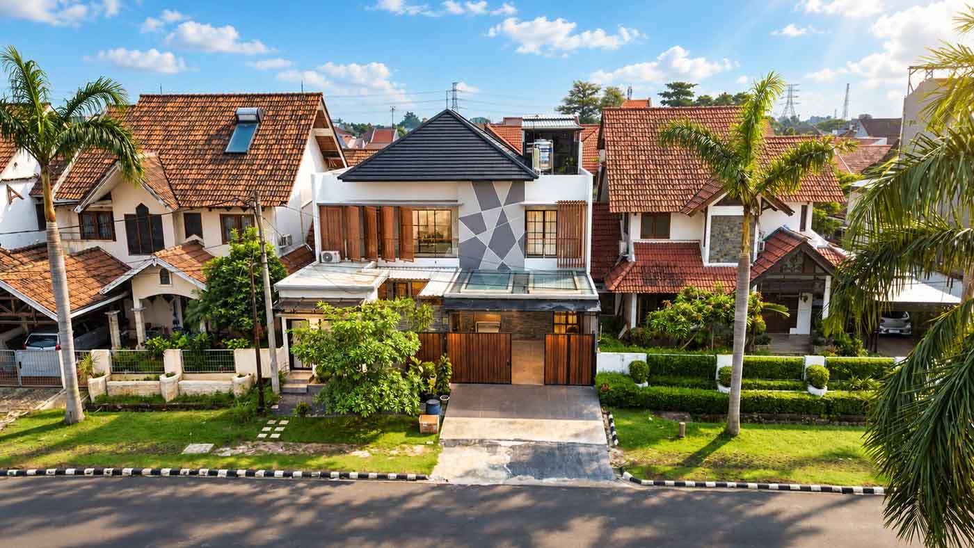 Jasa bangun rumah modern minimalis Jabodetabek oleh kontraktor Alparsa — desain 2 lantai atap limas